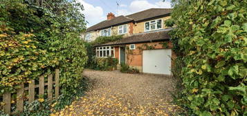 5 bedroom semi-detached house for sale