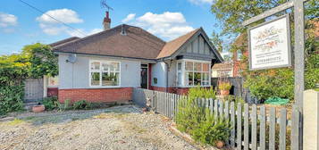 2 bedroom detached bungalow for sale