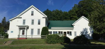 14 Russell St Unit 2, Plymouth, NH 03264