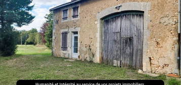 Maison en pierre avec grange à personnaliser