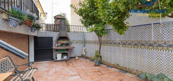 Casa adosada en venta en Rosalia de Castro (be), 7, Belicena