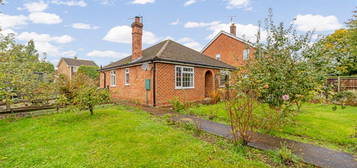 2 bed bungalow for sale