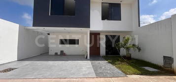 Casa Nueva En Venta En Carr. Villahermosa A Reforma, Centro Tabasco