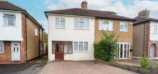 3 bedroom semi-detached house for sale