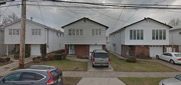 89-12 163rd Ave, Howard Beach, NY 11414