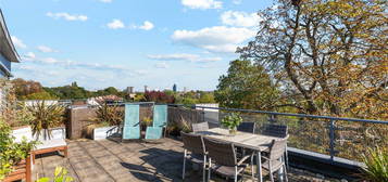 Flat for sale in Scott Avenue, London SW15