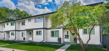 1415 Rothesay St #13, Winnipeg, MB R2G 1V3