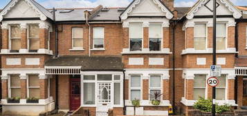 Flat for sale in Jersey Road, London W7