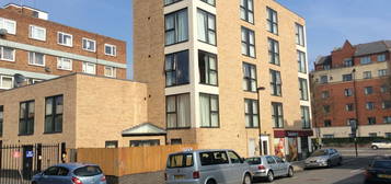 2 bed flat to rent