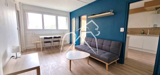 Appartement meublé  à vendre, 5 pièces, 4 chambres, 77 m²