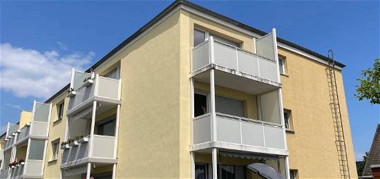 Moderne 3 - Zimmer Wohnung mit Balkon in Watenbüttel