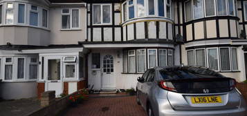 Terraced house to rent in Warden Avenue, Harrow HA2