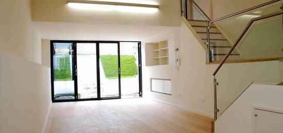 Maisonette to rent in Campden Hill Gardens, Kensington, London W8