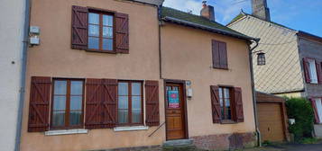 MAISON D'HABITATION avec Garage et Terrain - Secteur du PORCIEN