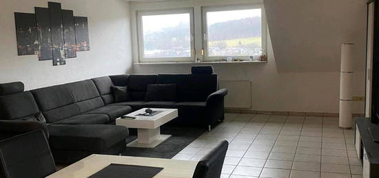 WOHNUNG ZU VERMIETEN! 90 qm, 3 ZKB, in Olpe