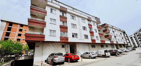 TUZLA POSTANE MAHALLESİNDE SAHİLE YAKIN 3+1 KİRALIK DAİRE