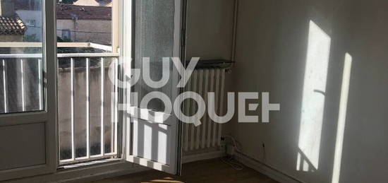 AVIGNON : appartement F3 (44 m²) à vendre