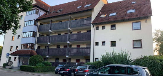 Sanierte (2021) 2-Raum-Wohnung mit Balkon in Crailsheim