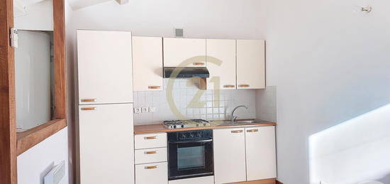 Location appartement 2 pièces 23 m²