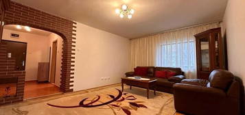 Apartament 3 camere bl tip vila Arcu