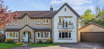 4 bedroom detached house