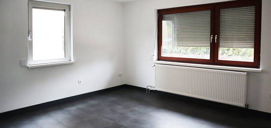 3 Zimmer Wohnung + Küche und Bad 60 qm