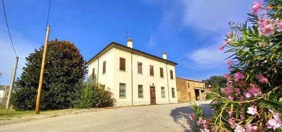 CASA DI CORTE A BAGNACAVALLO