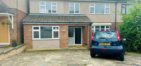 4 bedroom semi-detached house