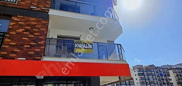 KRALIK YELYURTTA 3+1 130 M2 DOALGAZLI KOMBL SIFIR DARE