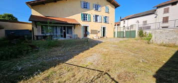 Maison 12 pièces 373 m²