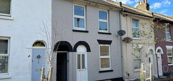 3 bed terraced house to rent