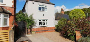 2 bedroom detached house for sale