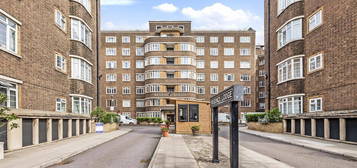 Flat to rent in Regency Lodge, Adelaide Road, London NW3