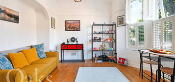 Flat for sale in Buckleigh Road, London SW16