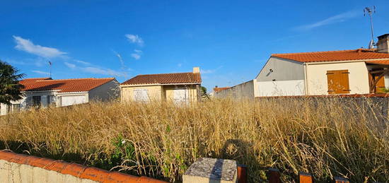 Maison  à vendre, 3 pièces, 2 chambres, 42 m²