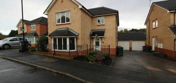 4 bedroom detached house