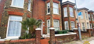 4 bedroom terraced house