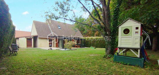 Maison à la vie de plain-pied située au calme d'une impasse