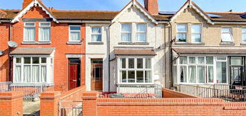 4 bedroom terraced house for sale