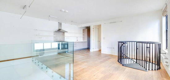 3 bedroom end of terrace house