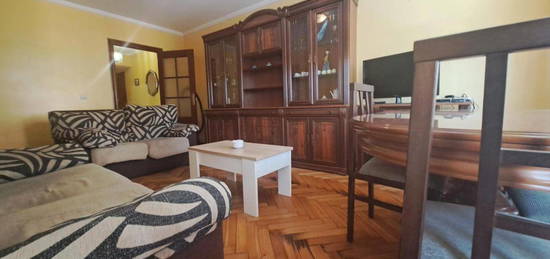 Piso en venta en Menendez Pelayo, Camelias - Pi y Margall