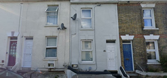 2 bedroom terraced house