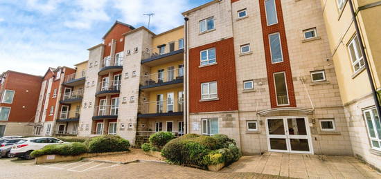 Flat for sale in Gloucester Square, Southampton, Hampshire SO14