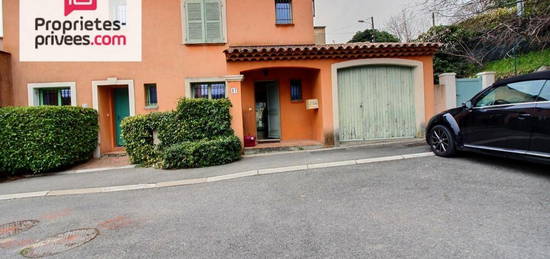 Villa  à vendre, 4 pièces, 2 chambres, 67 m²