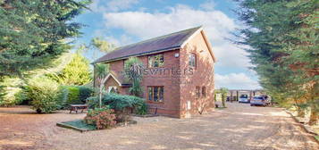 6 bedroom detached house for sale