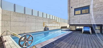 Moradia individual, com piscina, em Aver-o-Mar