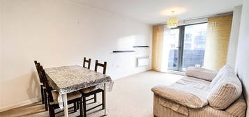 2 bed flat to rent