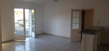 Appartement f3, jardin, parking