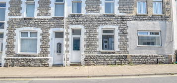 Terraced house to rent in Barry Road, Barry CF63