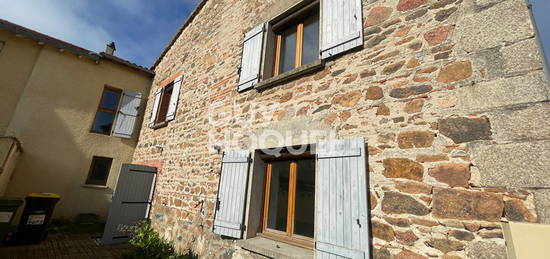 VENTE : maison de 4 pièces (111 m²) à POUILLY LES FEURS